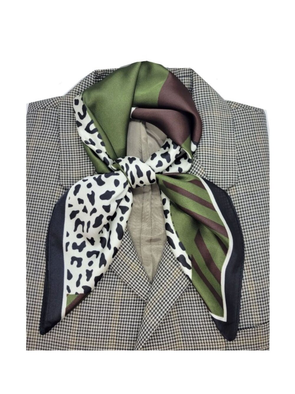 ✨Elegant Bandana Square Silky Scarf BLACK Green Animal Print Versatile Shawl New - Picture 2 of 7